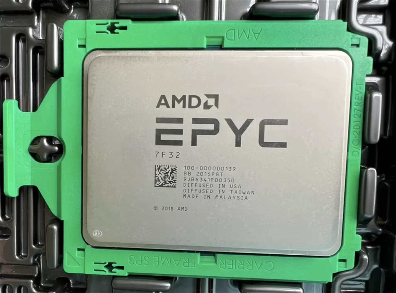 

AMD EPYC 7F32 3.7Ghz 8 Core/16 Thread L3 Cache 128MB TDP 180W SP3 Up to 3.9GHz 7002 Series Server CPU
