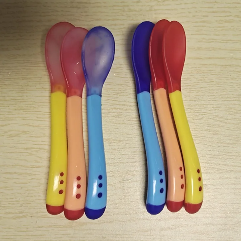 Silicone Feeding Spoon 1pc Safety Silicone Temperature Sensing Spoon for Baby Toddler Self Feeding Test Food Temperature Infant Flatware