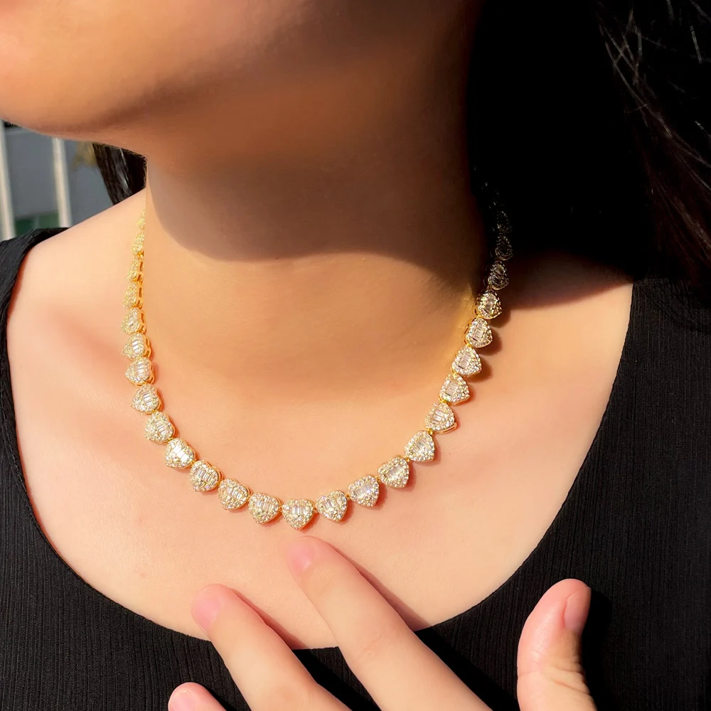 CWWZircons Super Bling Cubic Zirconia Pave White Gold Plated Love Heart Shape CZ Chain Necklace for Women Hip Hop Jewelry CP094