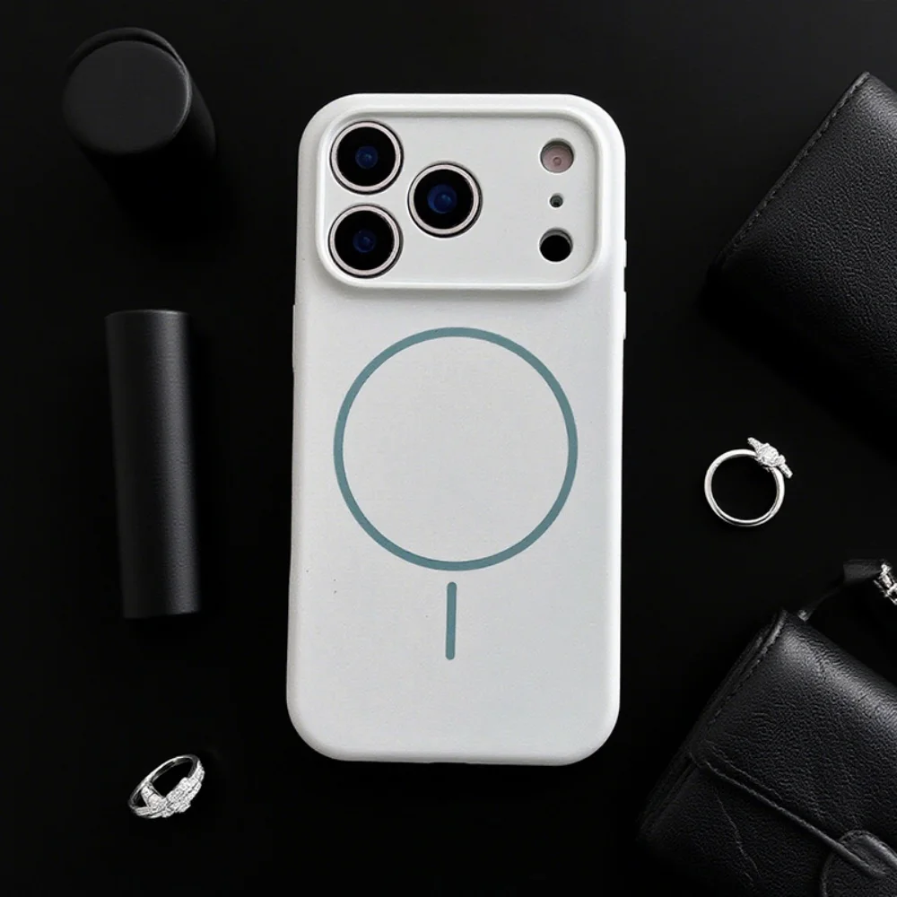 Original Smooth Silicone Magnetic Wireless Charging Case - Soft Finish