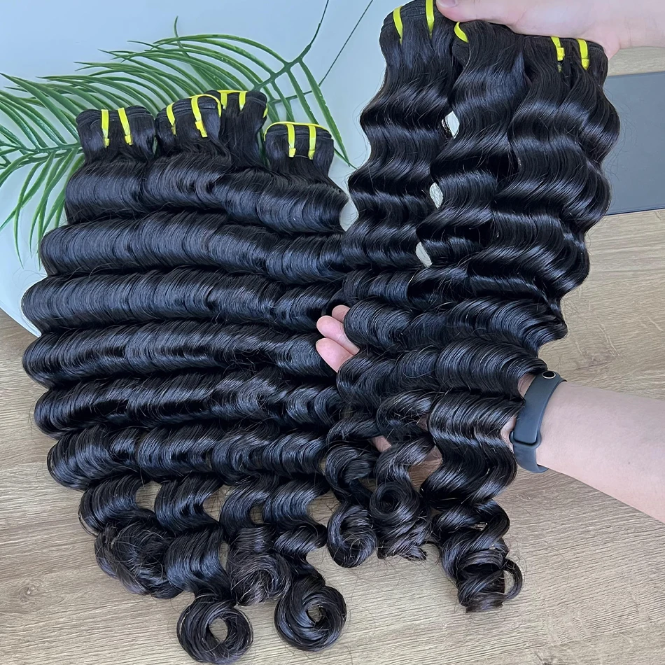 

Maki 10A Grade Deep Wave 100% Raw Human Hair Bundles 10-30 inches Bouncy Curly Hair Weave Extensions