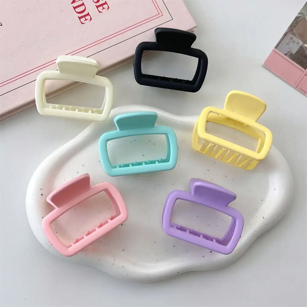 

Вечерние головные уборы в стиле Ins карамельных цветов держатель для конского хвоста пластиковые большие заколки для волос корейские заколки для волос женские заколки для волос в форме акулы с отверстиями