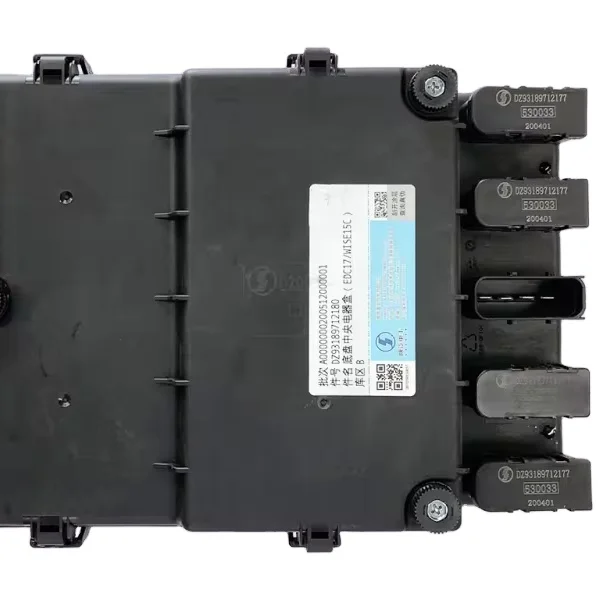 

DZ93189712180 SHACMAN CHASSIS CENTRAL Fuse box EDC17 WISE15C