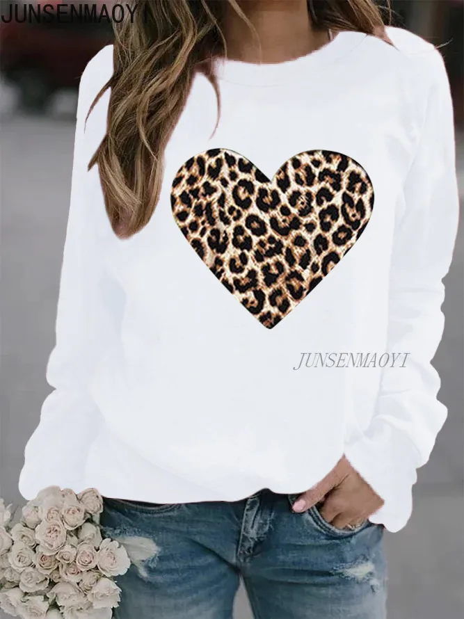 

2022 New Round Neck Leopard Print Love Printed Sweater Autumn and Winter Casual Ladies Long-sleeved T-shirt Loose Women Top