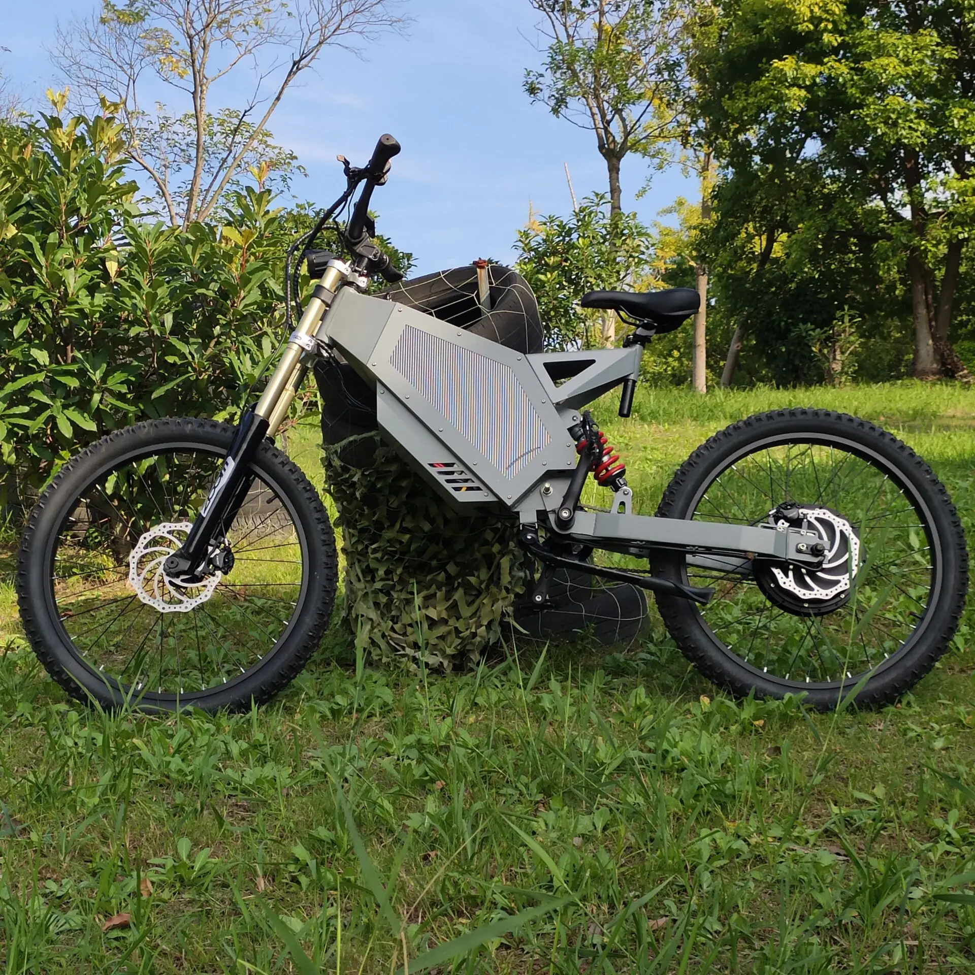80km Long Range Stealth Bomber Electric Scooter 5000w SS60 Electric Bicycle 72v 26 Inch