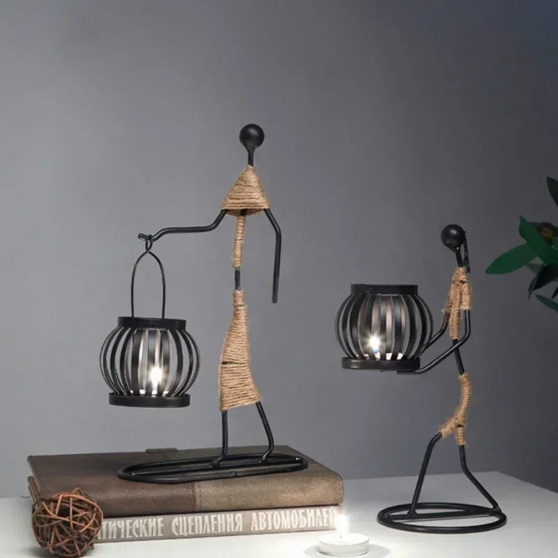 New Retro Metal Iron Black Lantern Candlestick Europe Style Hollow Out Cage Candle Holder Candleholder Gifts Home Shop Decorate