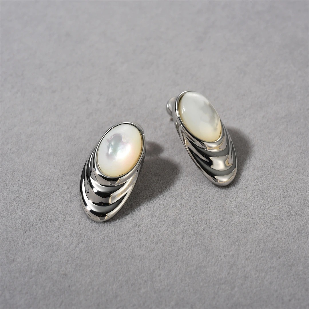 European Influencer Fashion Silver Jewelry Set Natural White Shell 925 Silver Chunky Ring Big Ear Stud Crystal Hanger Earring