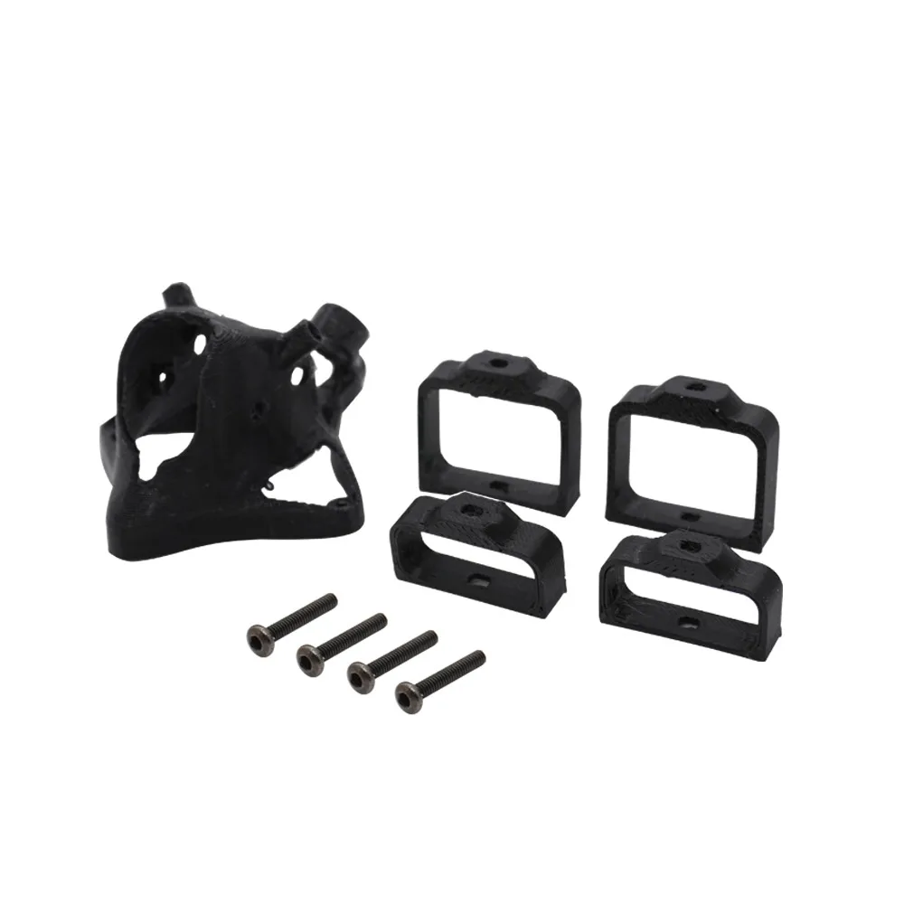 Coque de protection orange pour drone FPV 110mm avec vis de montage en gros plan