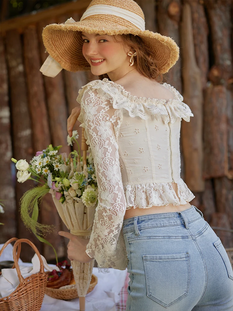 Retro Style Sweet Lace Hollow Out Bandage Shirts for Women Spring and Summer New French Sexy Long Sleeve Square Collar Blouses
