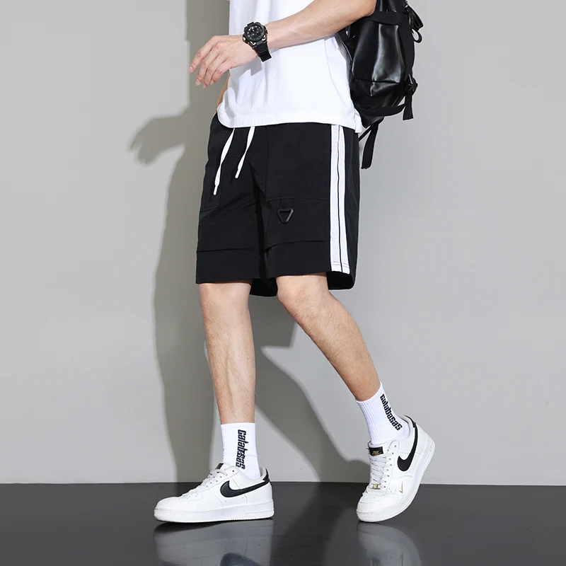 Рисунок 4 - Шорты мужские однотонные в полоску