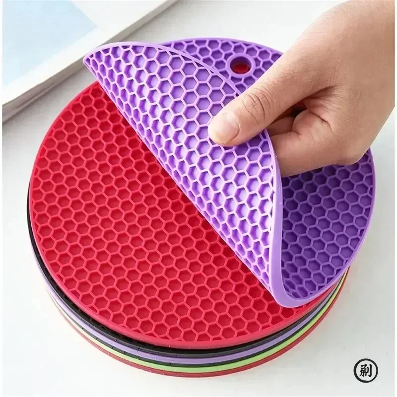 Round Silicone Cup Coaster 2