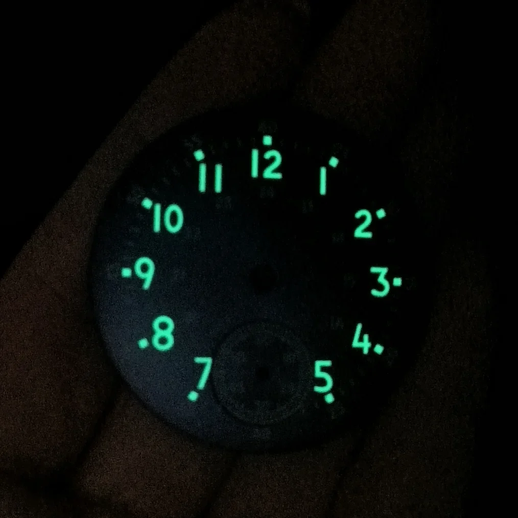 Black & blue & green 37mm watch dial thickness is 0.4mm second hand is at 6 o 'clock Suitable for ST3621 or ETA6498 movements