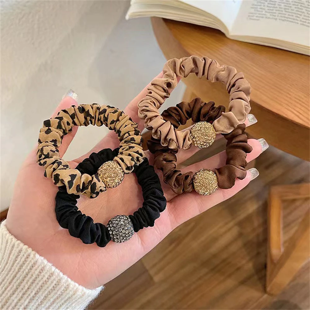 Anello in gomma per capelli treccia scrunchy coda di cavallo Anello in gomma per capelli treccia scrunchy coda di cavallo