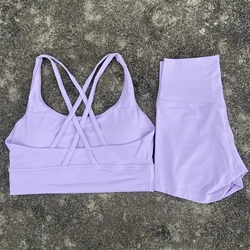 Women's 2-Piece Yoga and Fitness Set - Cross Back Bra and High Waist Shorts - M (Orchids In Bloom)