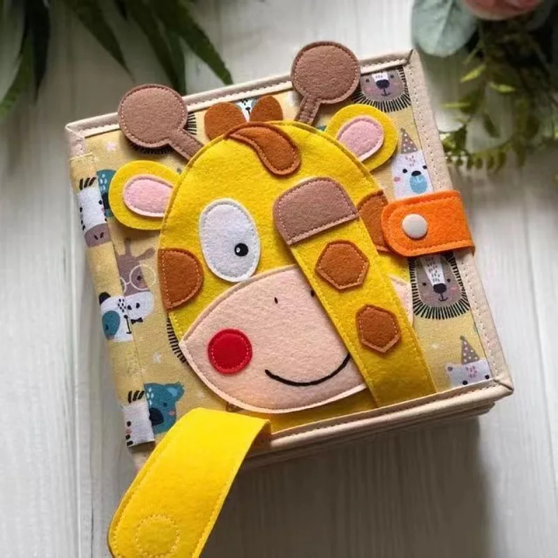 Montessori Toy Giraffe Busy Board 3D Felt Book For Fine Motor Skills Early Education Habits Knowledge Developing