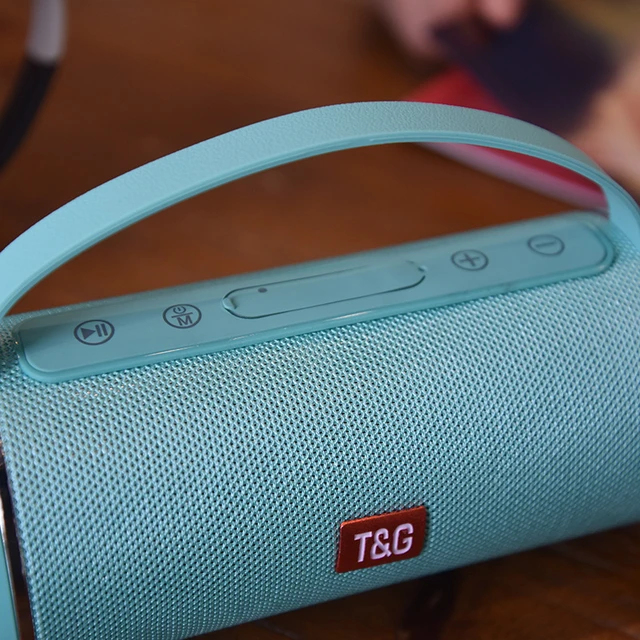 Wireless Bluetooth speaker outdoor hands-free call portable stereo cloth portable Bluetooth speaker