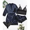 Ensemble pyjama en satin 4 pièces avec robe – Haut de pyjama à bretelles et short avec bordure en dentelle, le pyjama élégant incontournable pour femme