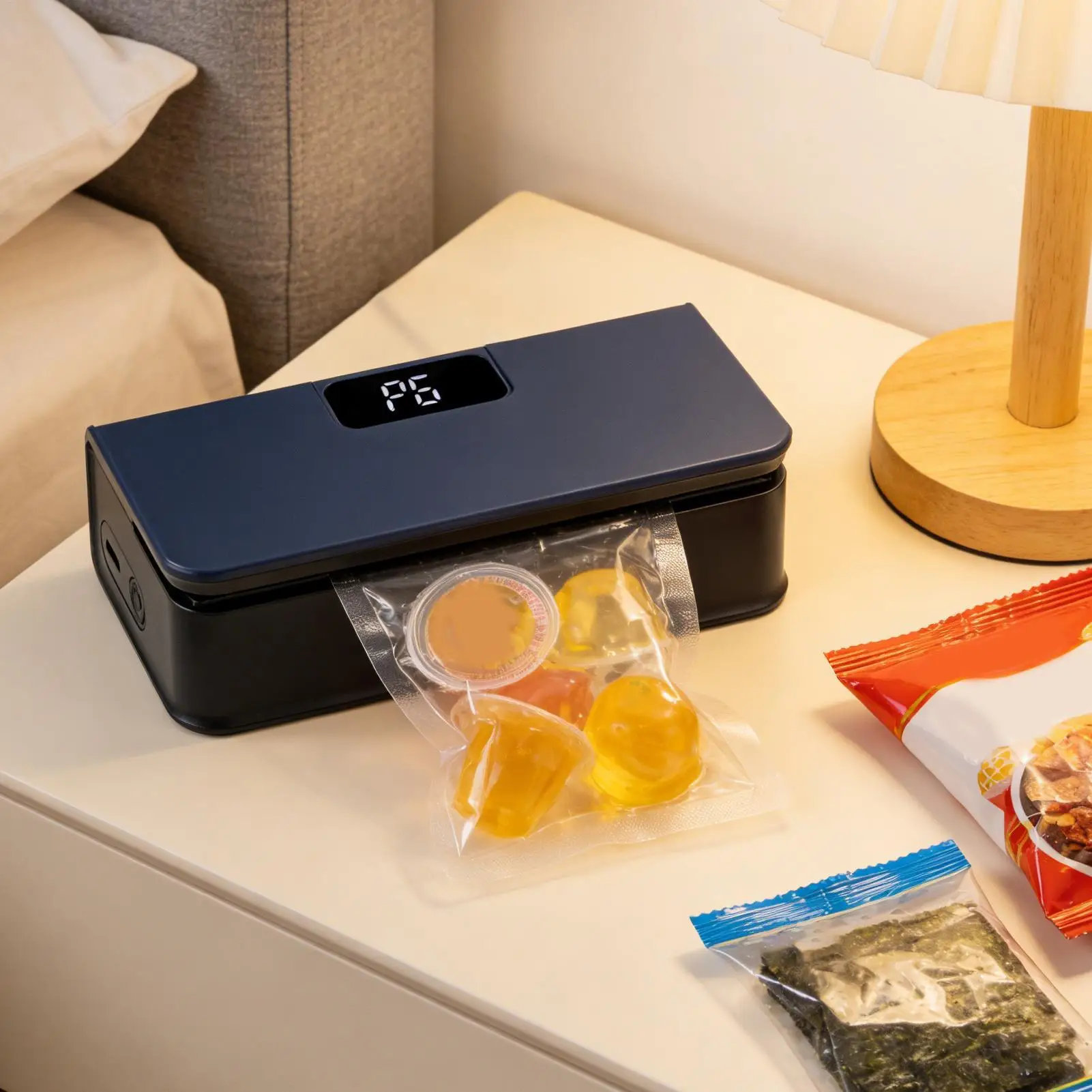 Mini Heat Sealer Plastic Bag Heat Sealing Machine Rechargable Plastic Storage Package Sealer Handheld Clip Bag Food Heat Sealer 2
