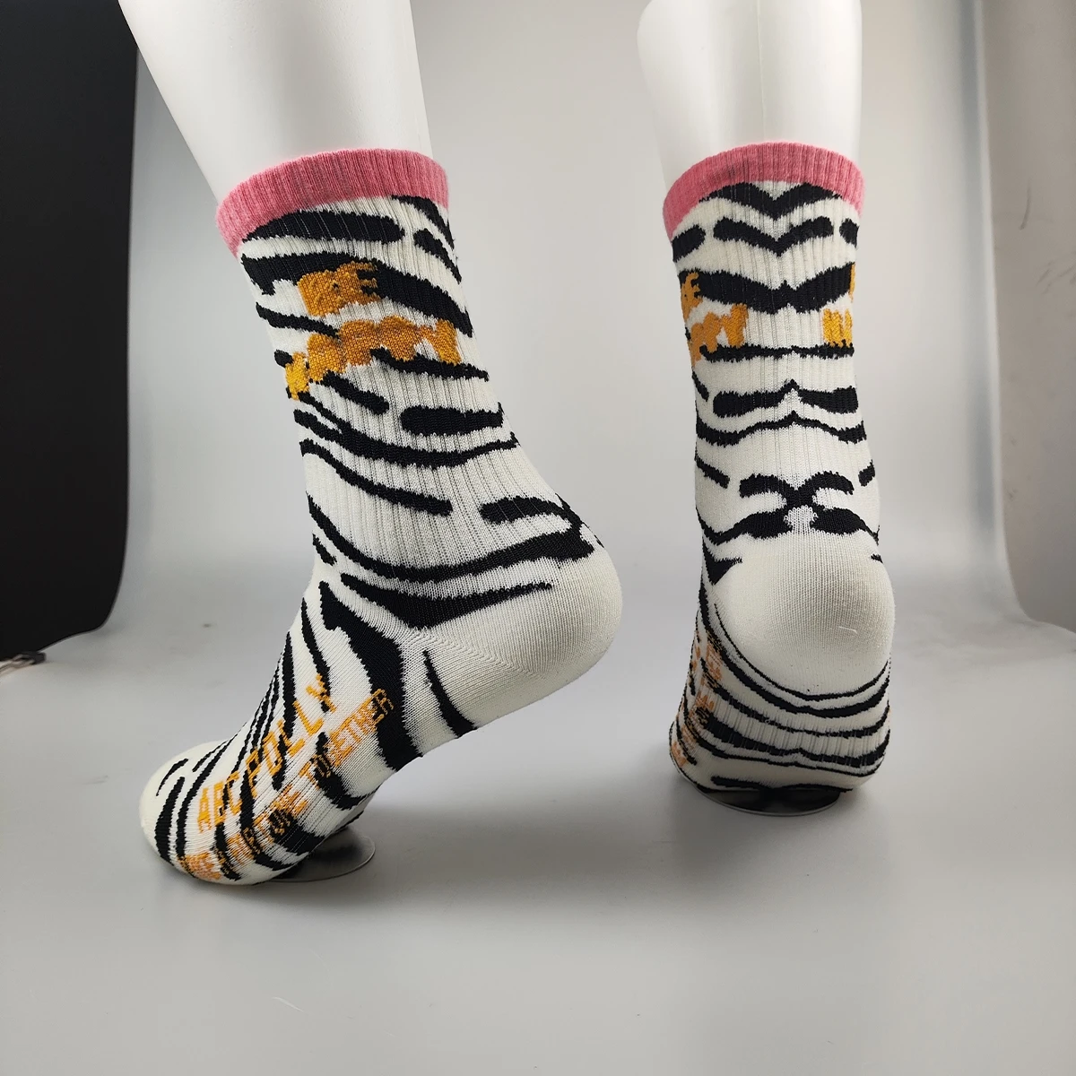 Black White Sleep Tube Socks