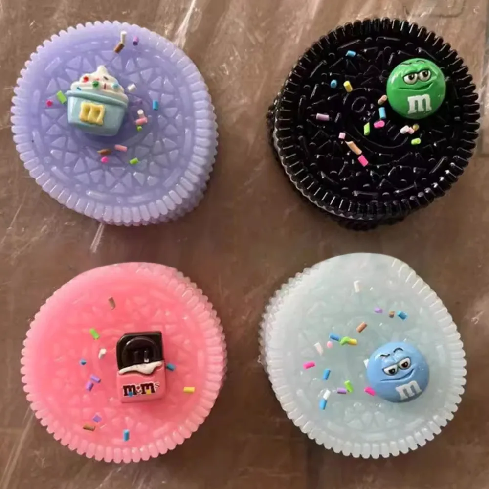 1PC Big Oreo Christmas Cat Paw Squeeze Toys Mochi Taba Food Play Squeeze Dessert Toys Cookies 3D Handmade Cat Paw Pinch Toy 4