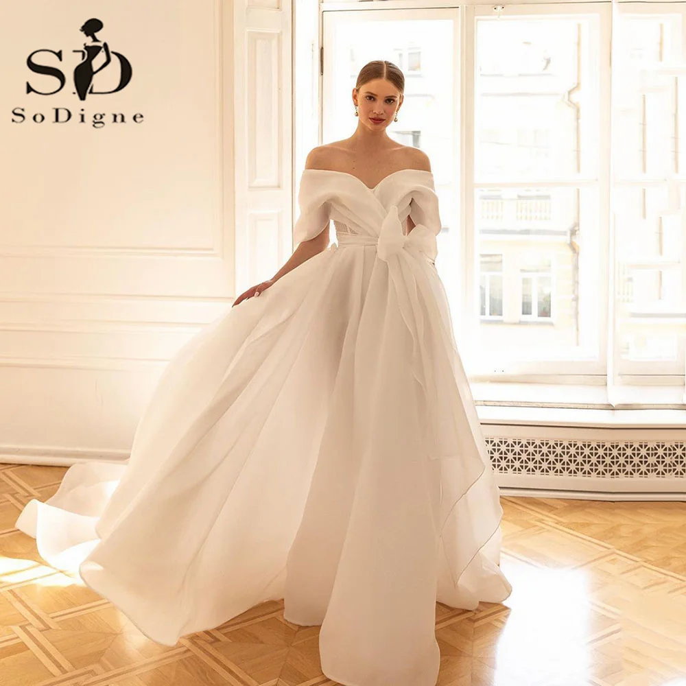 

SoDigne White/Ivory Boho Wedding Dresses Princess Off The Shoulder Ruched Backless Plus Size Bridal Gowns Pleats Bride Gown