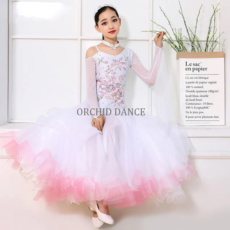 

Wholesale High Quality White Competition Ballroom and Latin Dance Dresses for Girl
