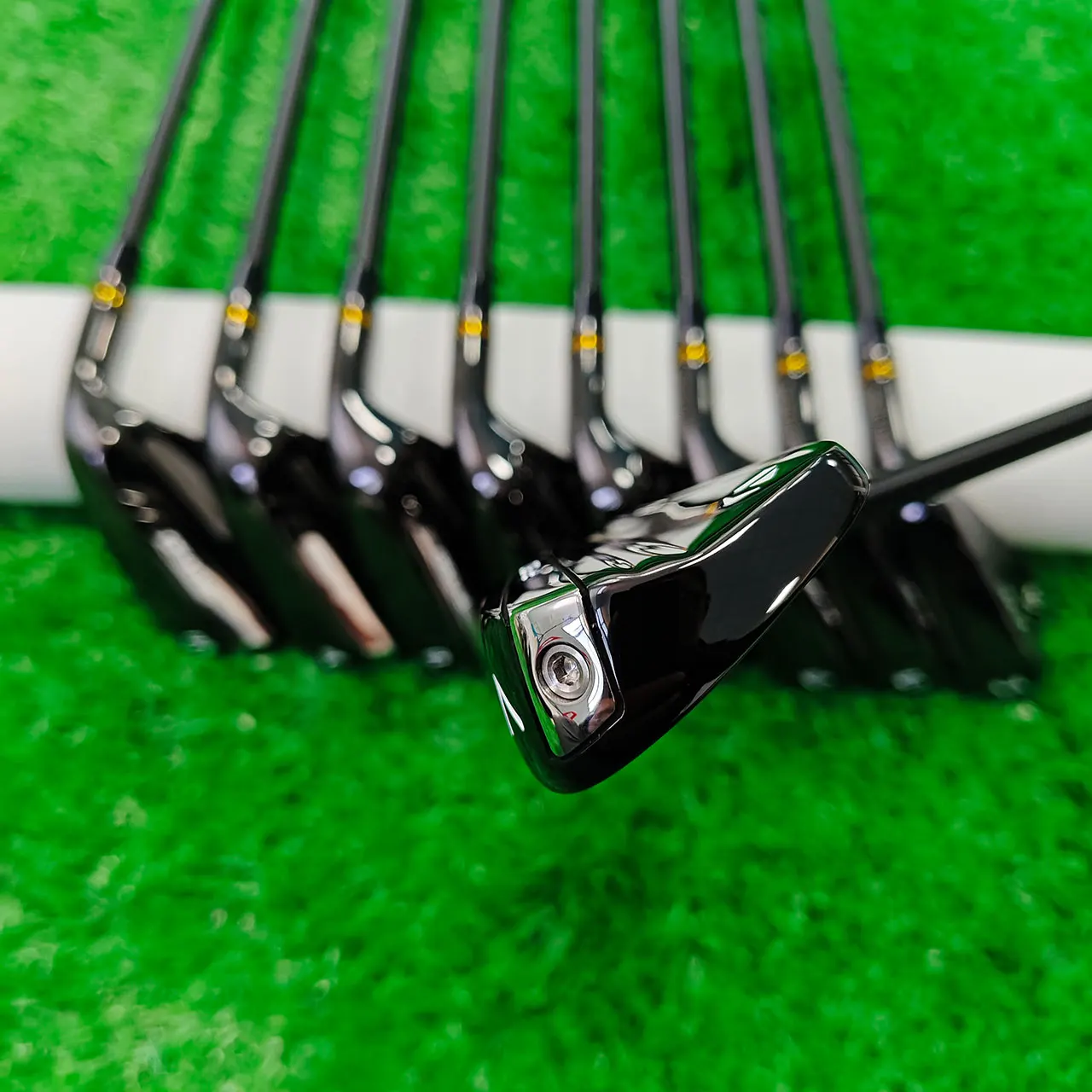 2024 P New 790 Golf irons,iron sets,golf clubs,irons,4~9PAS,9pcs/set,Right hand graphite shaft 2