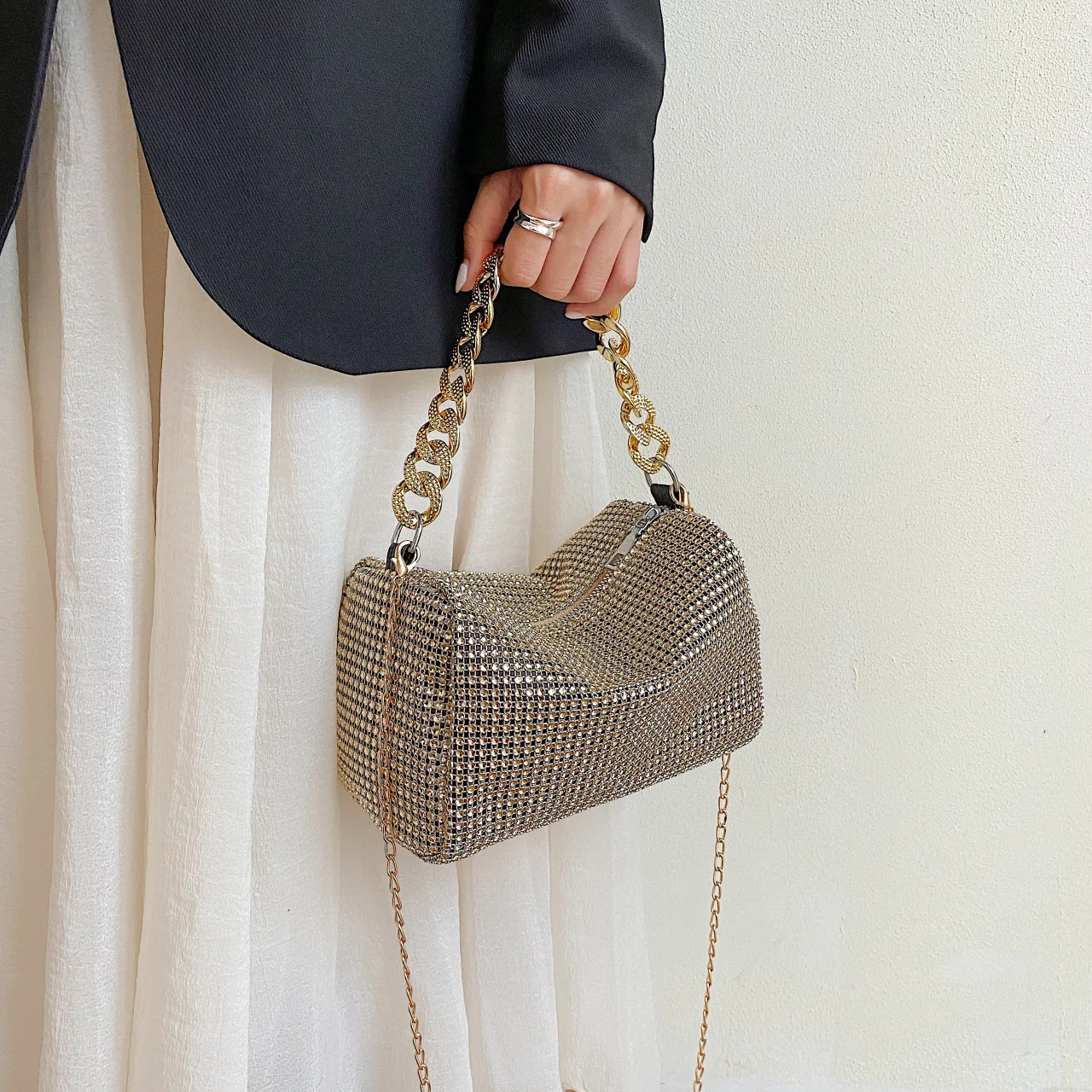 Modische Damen-Einkaufstasche, schicke Bankett-Tasche, stilvolle Umhängetasche mit hellem Diamant, modische Handtasche mit glänzenden Diamanten, Umhängetasche – Detail 15