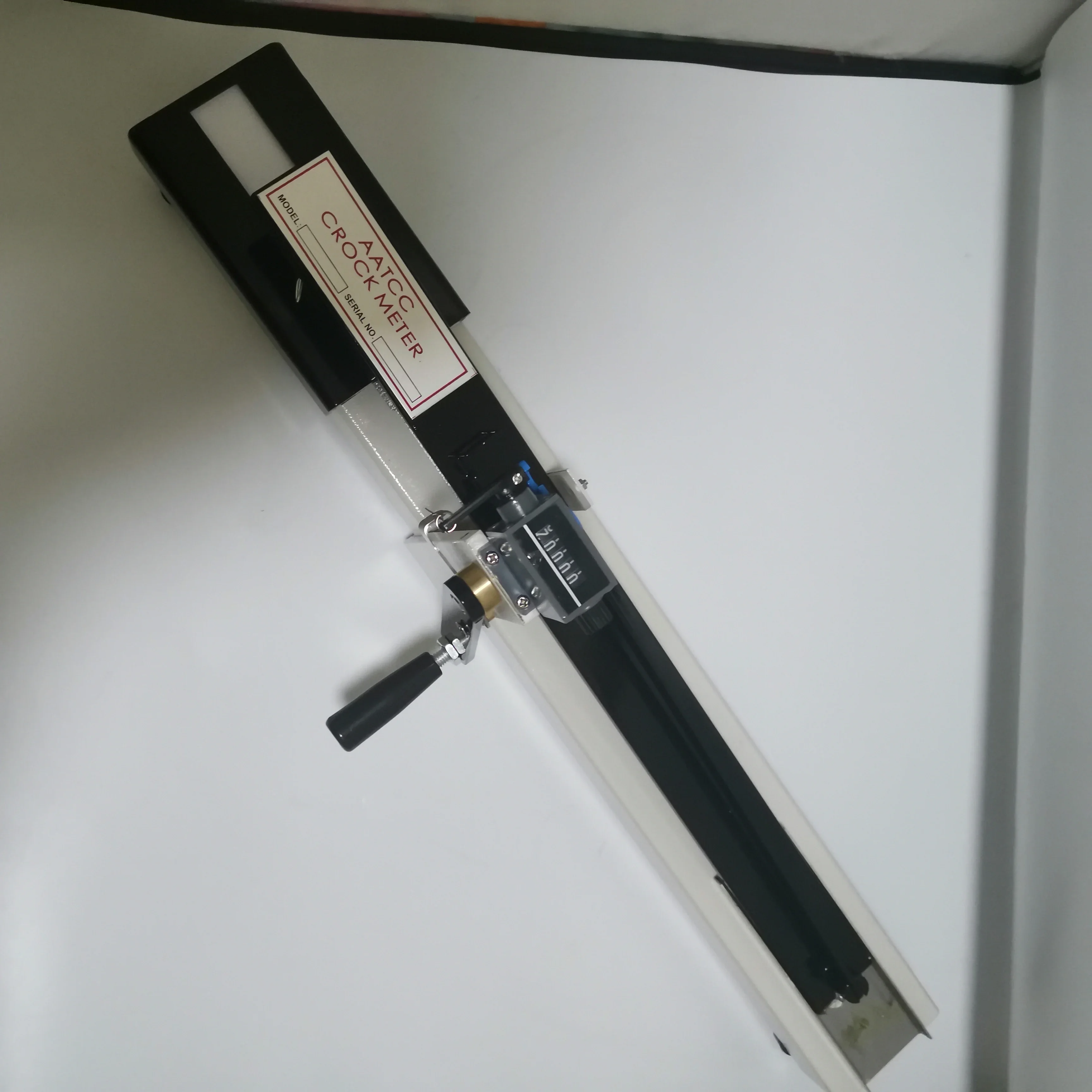 Manual Crockmeter Rubbing Fastness Tester | Dry & Wet Fabric Color Fastness Testing Machine detail image 4