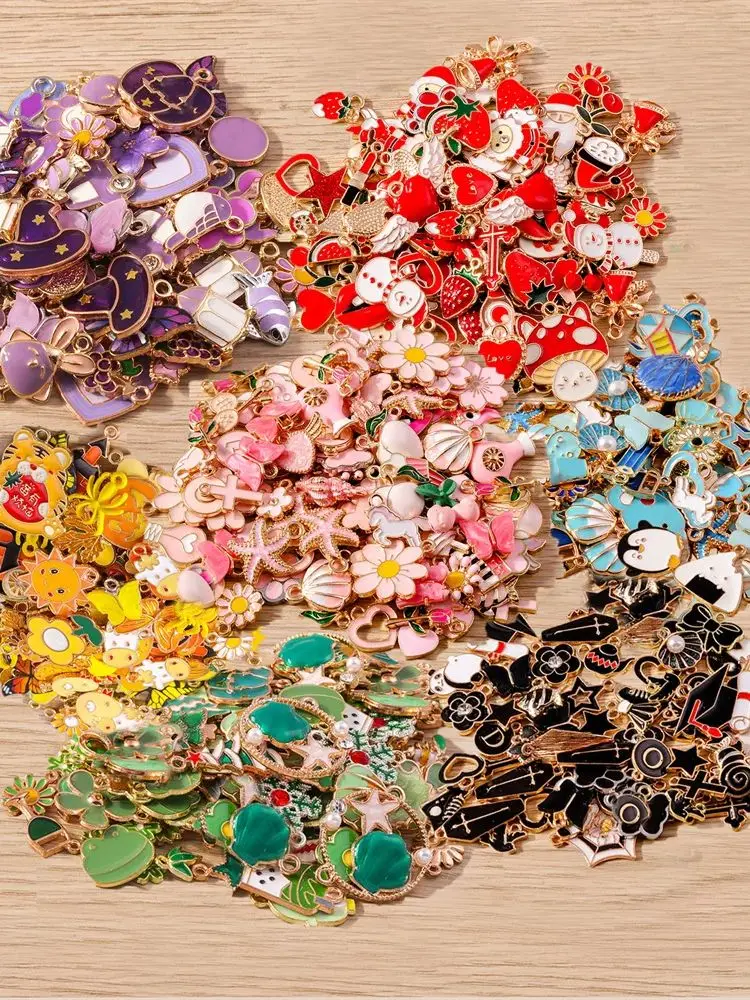Tusember Mix Styles 10 Stück Charms für die Schmuckherstellung, goldene Emaille-beschichtete Anhänger für DIY-Schmuckherstellung, handgefertigtes Schmuckzubehör – Detail 1