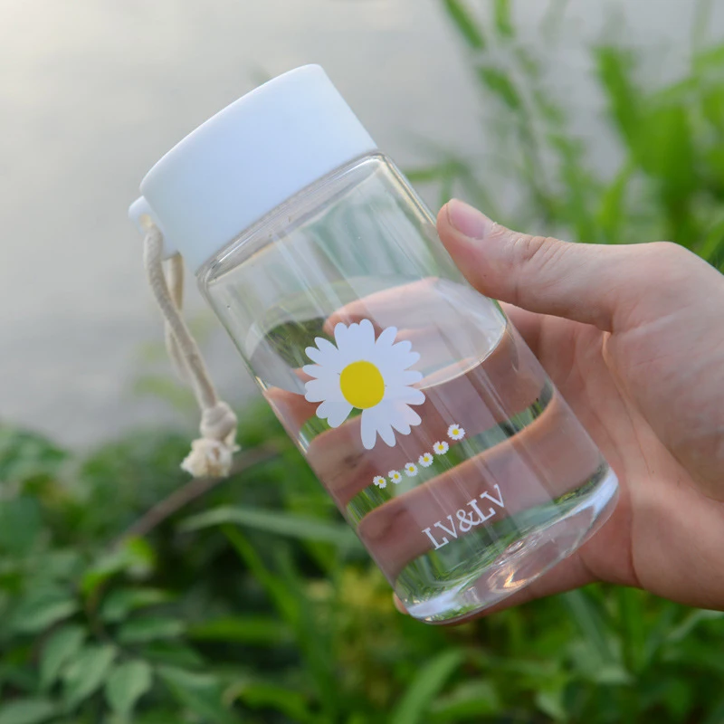 500ml Water Bottle Cute Daisy BPA Free Water Bottle with Rope Portable Drinkware Plastic Creative Frosted Travel Tea Cup