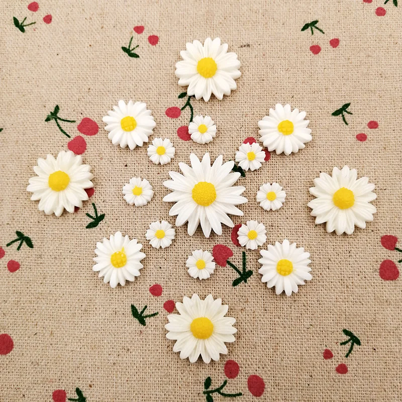Classic Resin White Daisy Flower Flat Back Resin Cabochon DIY Craft For Jewelry Hand Making Accessories Phone Case Decoration
