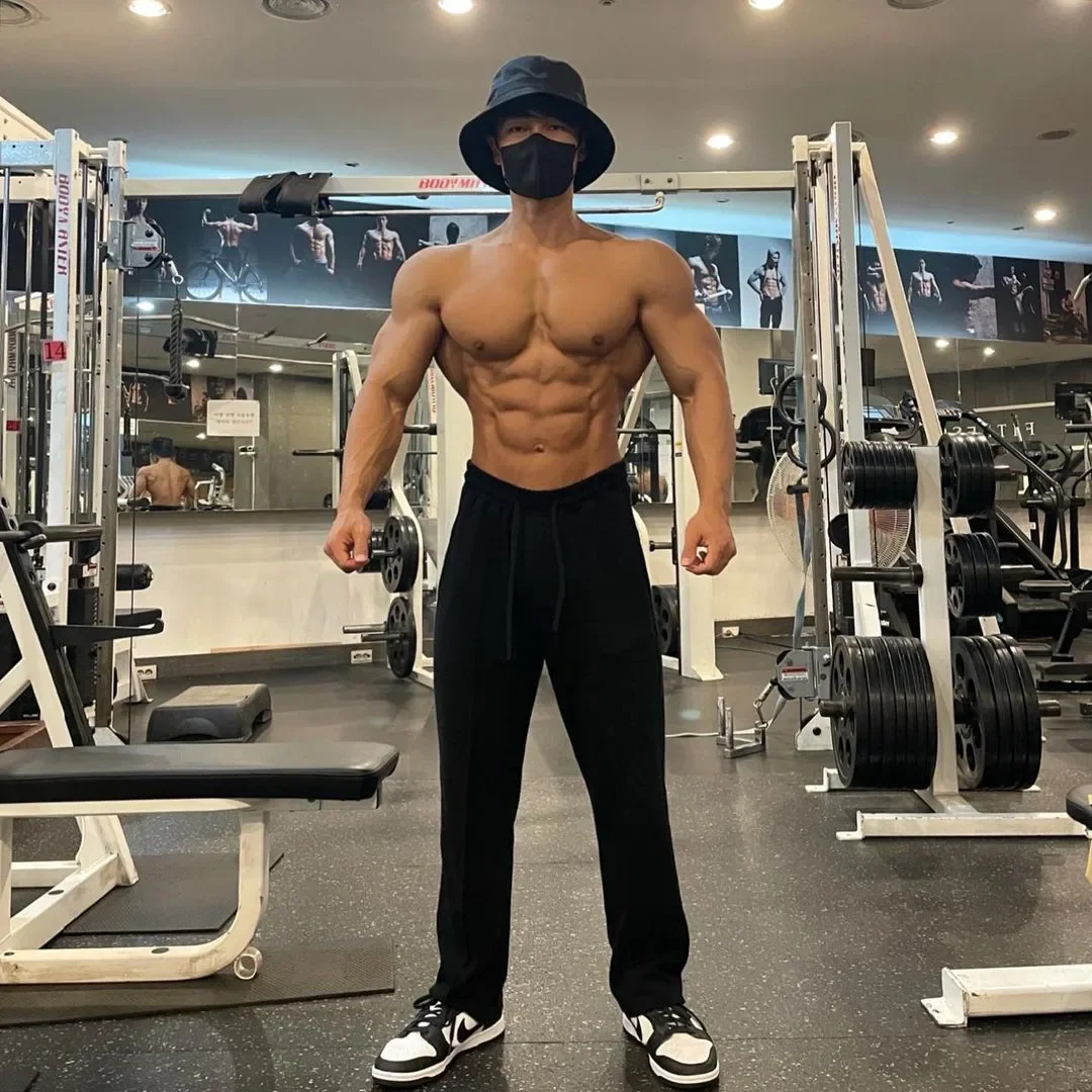 Men's Fitness Running Trousers Spring Autumn Style Casual Long Mouth Pants Gym Training Folded Hem Running Men's Sportswear