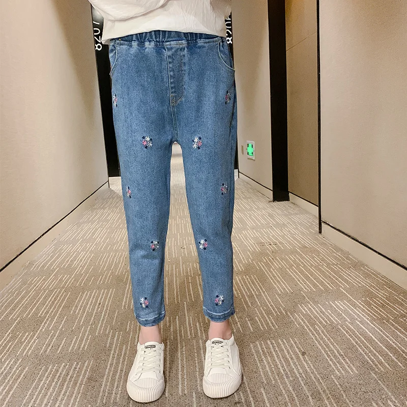 

Autumn Kids girls Jeans For Teenage Children Denim Trousers Blue Embroidered floral jeans children Clothes 3 4 6 7 9 10 11 15T