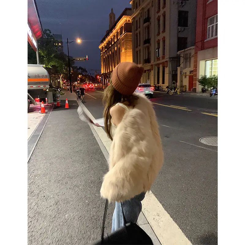 

Femlae Imitation Fox Fur Coat Women Thick Warm Faux Jackets Winter Overcoat Streetwear Fluffy Jacket Cardigan G167