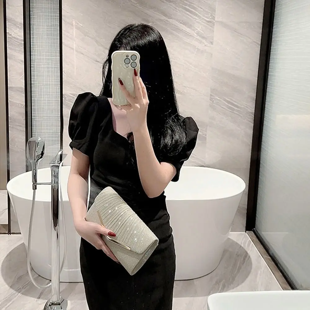 حقيبة سهرة ذهبية وفضية للنساء