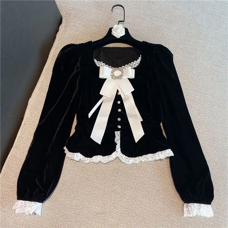 2023 French retro style fake two-piece square neck velvet mid-length long-sleeved dress  white shirt women american retro college style bandage dress ripped pin sweater men s niche fake two piece knitted sweaters coat pullovers autumn