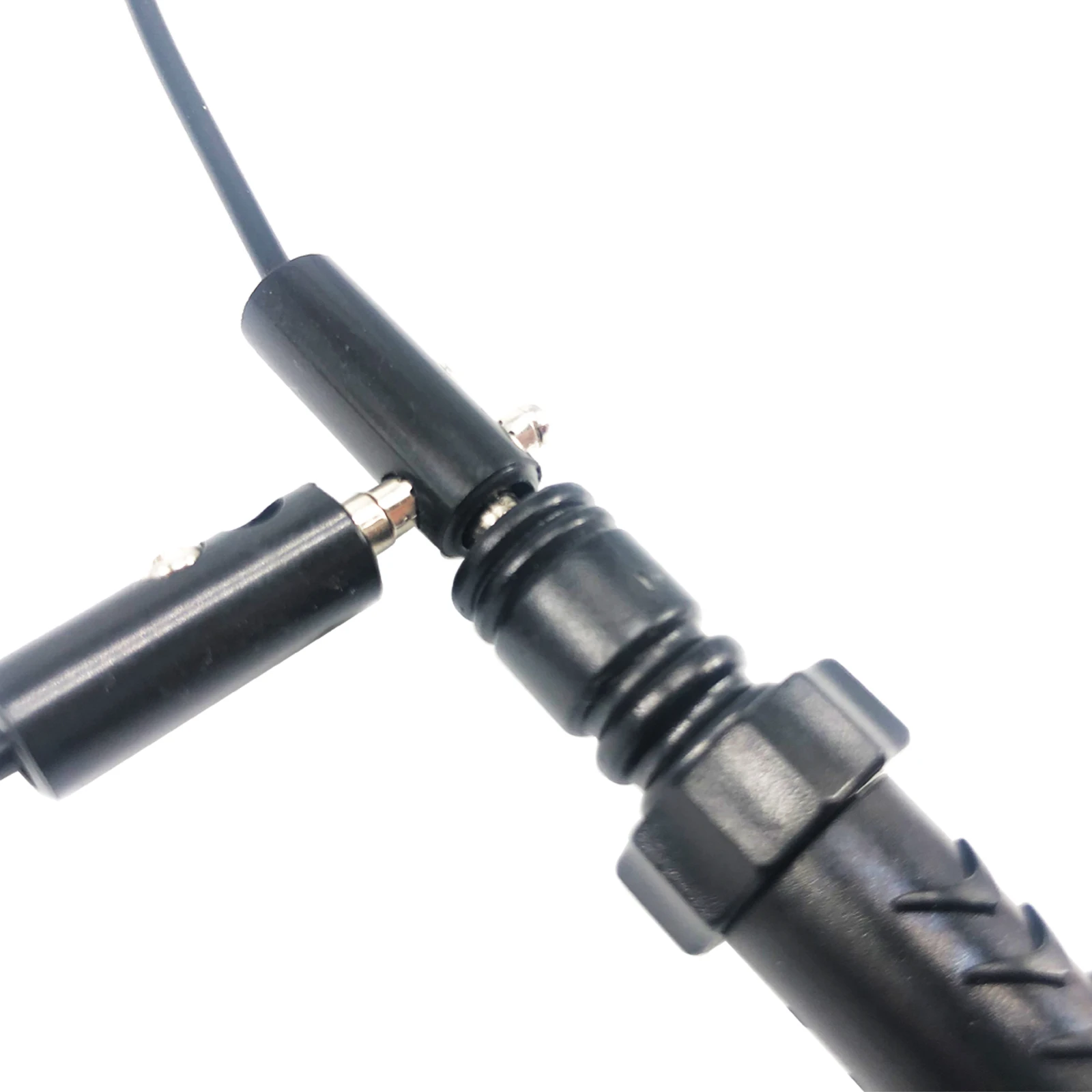 Рисунок 4 - Автомобильный испытательный зажим с кабелем