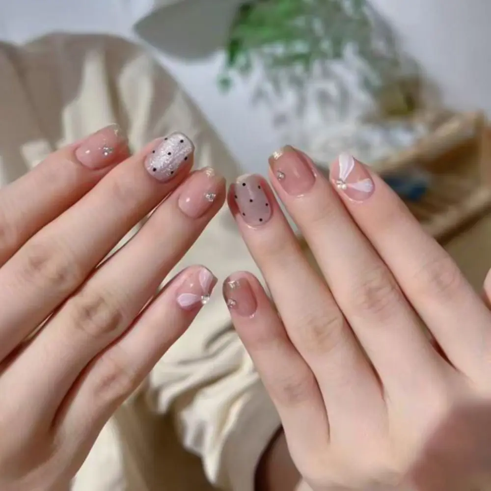 30pcs Short Ballerina False Nails Cat Eye Shining Slices French Fake Nails Full Cover Red Bow Heart Press on Nails Women