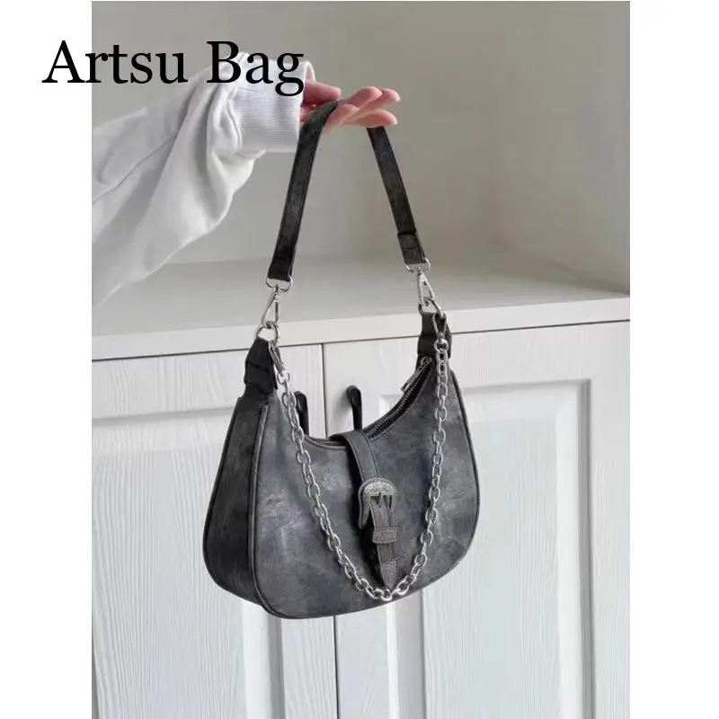

Summer 2024 New Underarm with Chain Black New Half Moon Hobo Bag Retro Handheld Shoulder Crossbody Bag