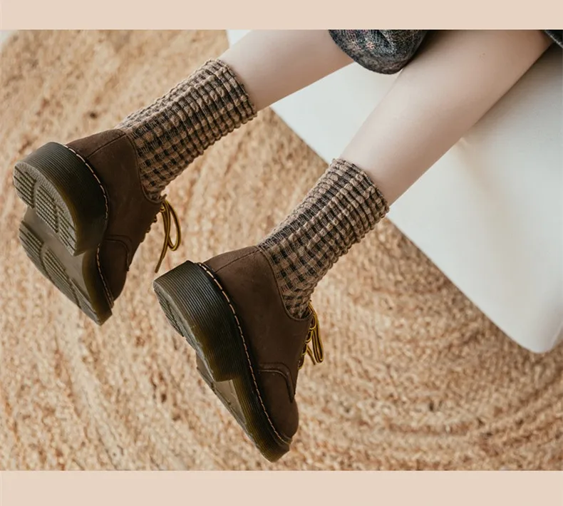 1 paar Mode Elegante Harajuku Frau Floral Weiße Socken Vintage Jacquard Korea Ethnische Baumwolle Casual Nette Mädchen Lustige Braun Sox – Detail 8