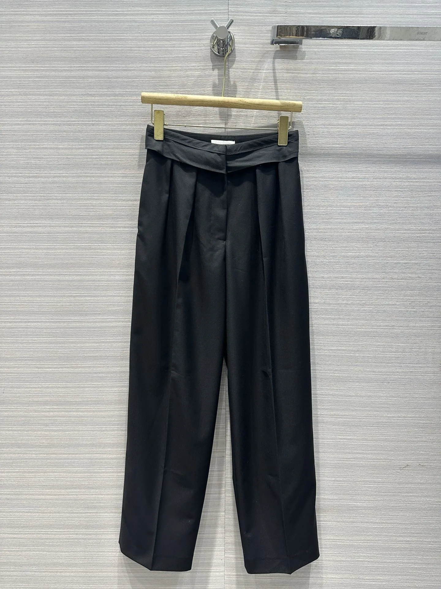 

2024 Women's Clothing Straight-leg tapered suit trousers with cuffed waist Spring Summer New 413