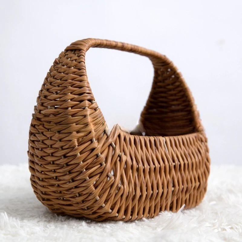 Flower  Woven Basket Plastic Rattan   Arrangement