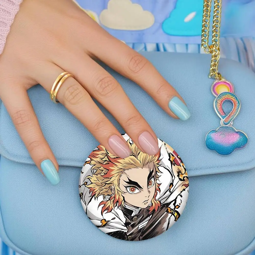 Cartoon Kyojuro Rengoku Foto-Broschen Kreative Runde Anstecknadeln Geschenke Pins 32/44/58mm – Detail 20