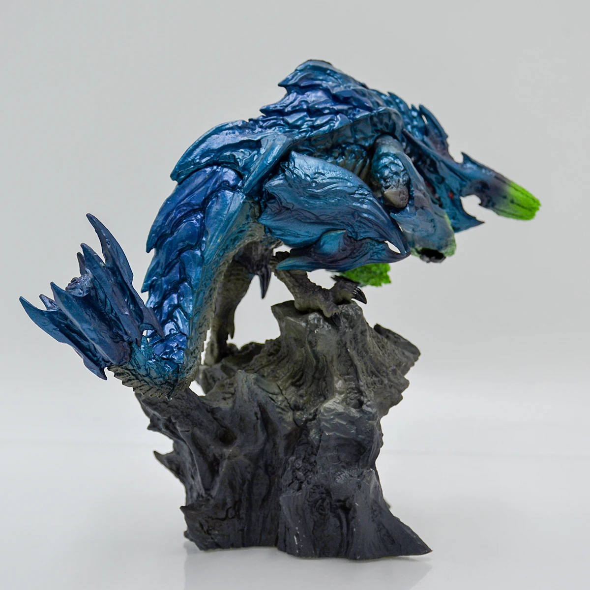 CFB Monster Hunter 4 Gore Magala Anime Figure Capcom Figure Builder Creator's Model Black Eclipse Wyvern Action Figure Doll Toys