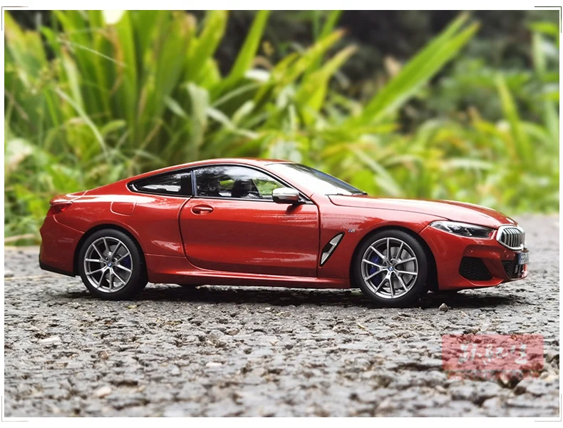 S6f7f28e8e1ea4c64a4dd423e16c60279z NOREV 1/18 BMW M850i オレンジ ミニカー ダイキャスト合金 模型 車