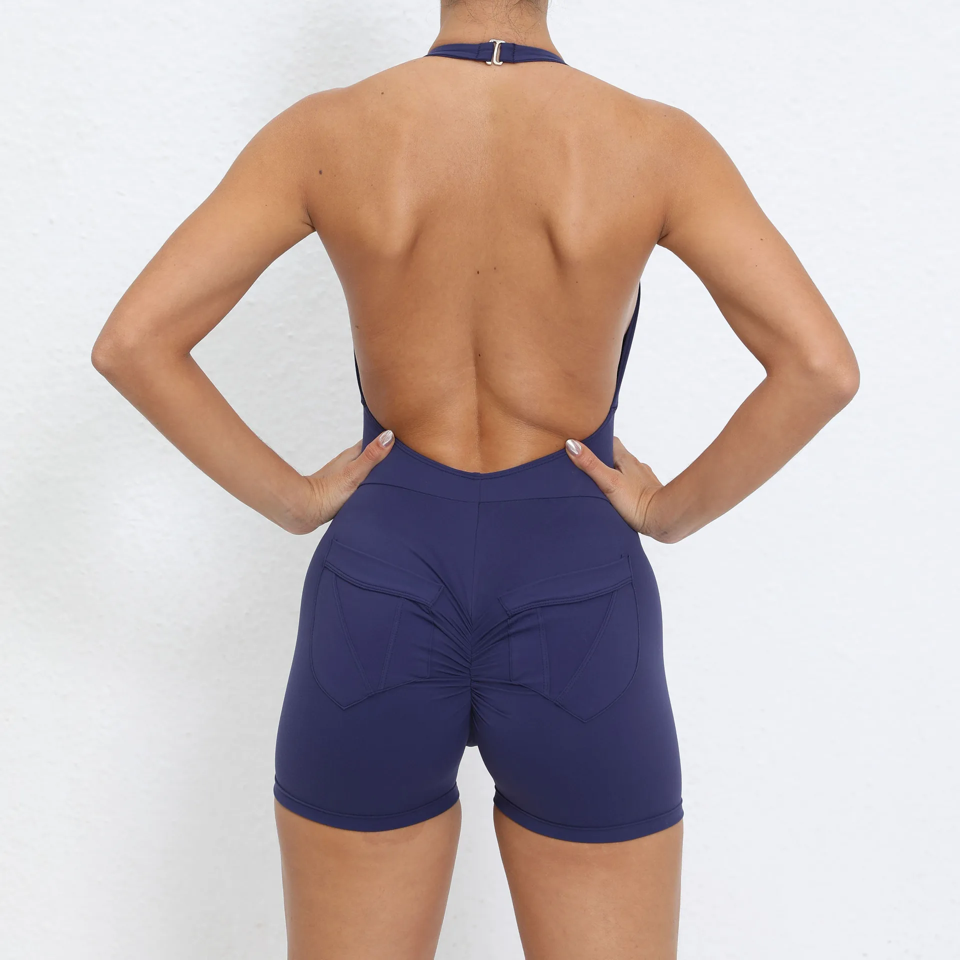 

Seamless Yoga Jumpsuits Sports Fitness Hip-lifting Halter Pocket Nude Beauty Back Backless Tight Shorts Tracksuits for Women