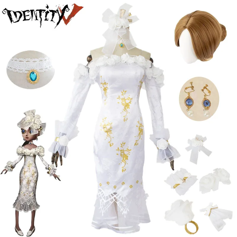 

Костюм парфюмерный женский вечерний с париком и V-образным вырезом