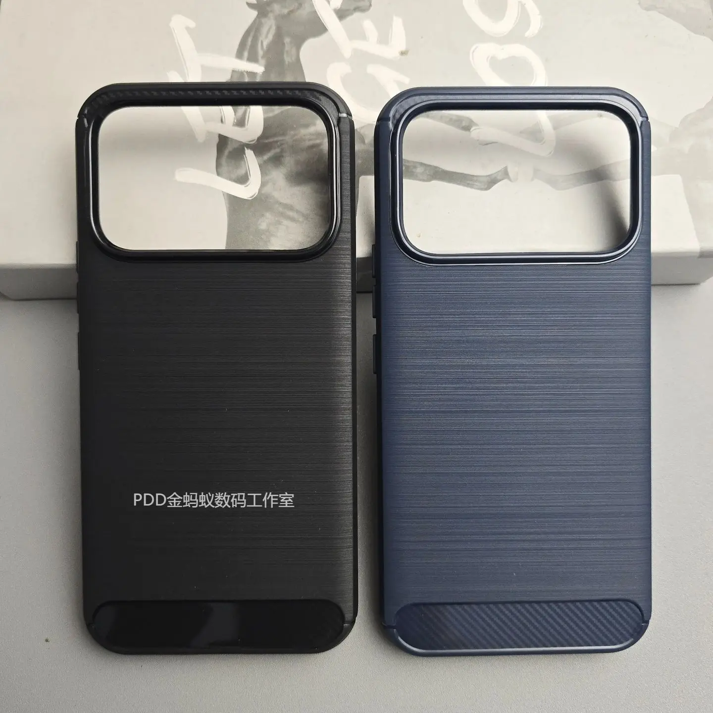 Luxurious Brushed Texture Skin-Friendly TPU Silicone Cover - Shockproof and Anti-Slip