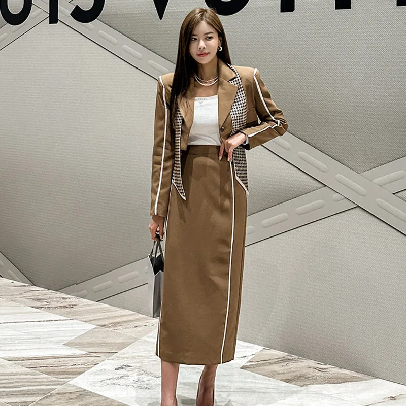 

Korea Women Suit 2023 Autumn New Fashion Notched Long Sleeve Blazer Coat + High Waist Skirt Two Piece Set with Houndstooth Scarf